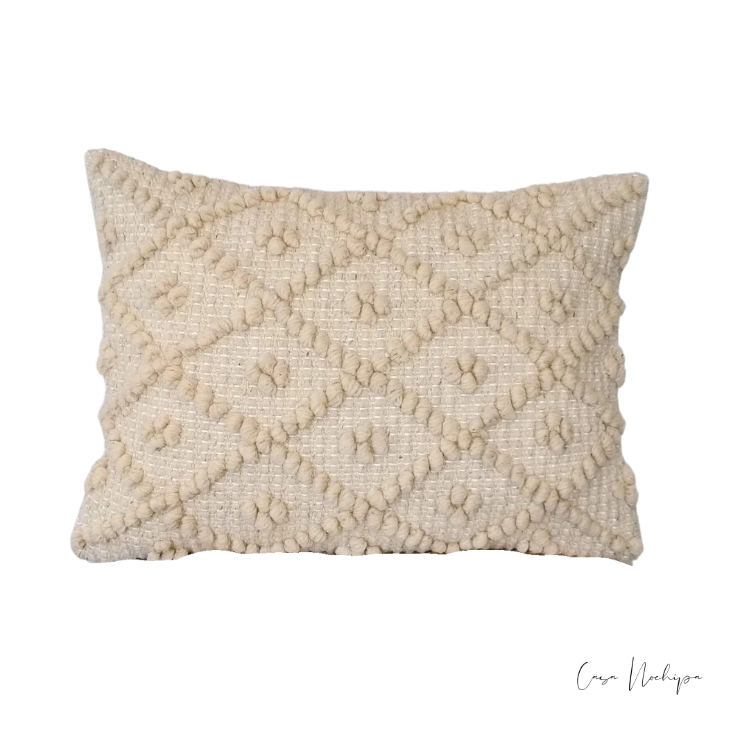 Cojín decorativo 50x50 cm tejido en lana con patrón de líneas diagonales en relieve