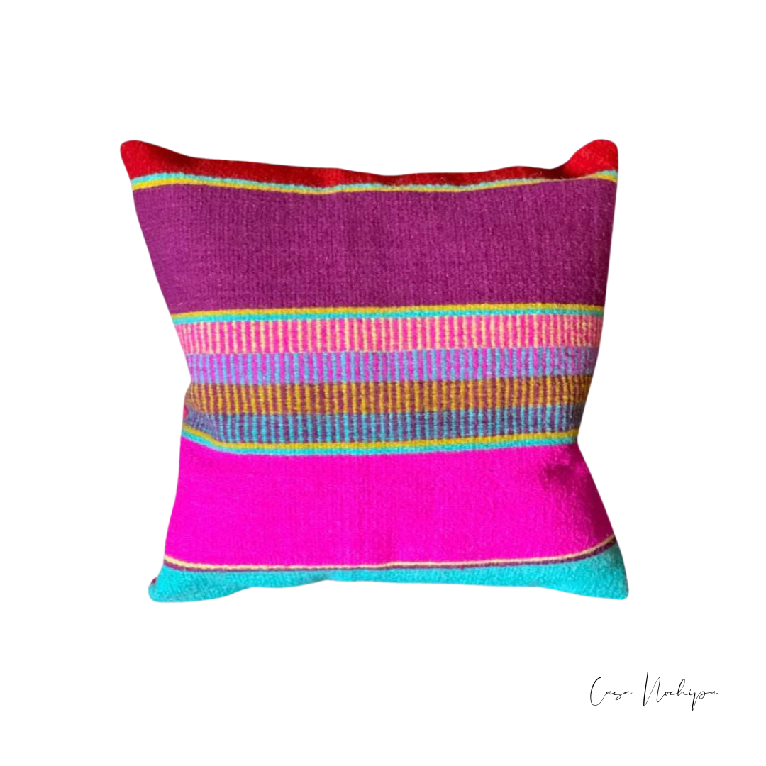 Cojín decorativo con diseño único, Casa Nochipa. Cojin artesanal