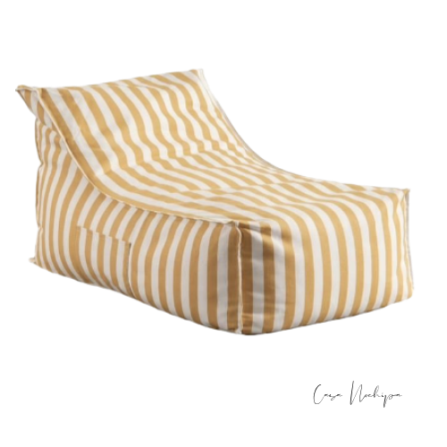 Puff lounge para exterior tapizado en tela Sunbrella rayada resistente al sol, humedad y manchas