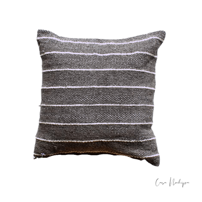 Cojín decorativo hecho a mano, con diseño exclusivo de Oaxaca.